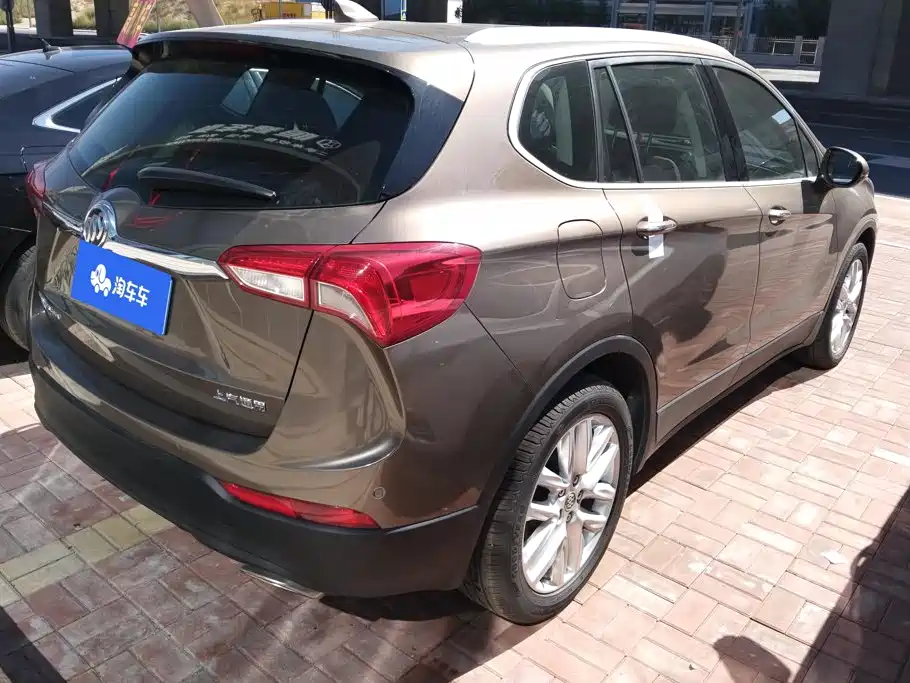 Buick Envision Plus — фото 3