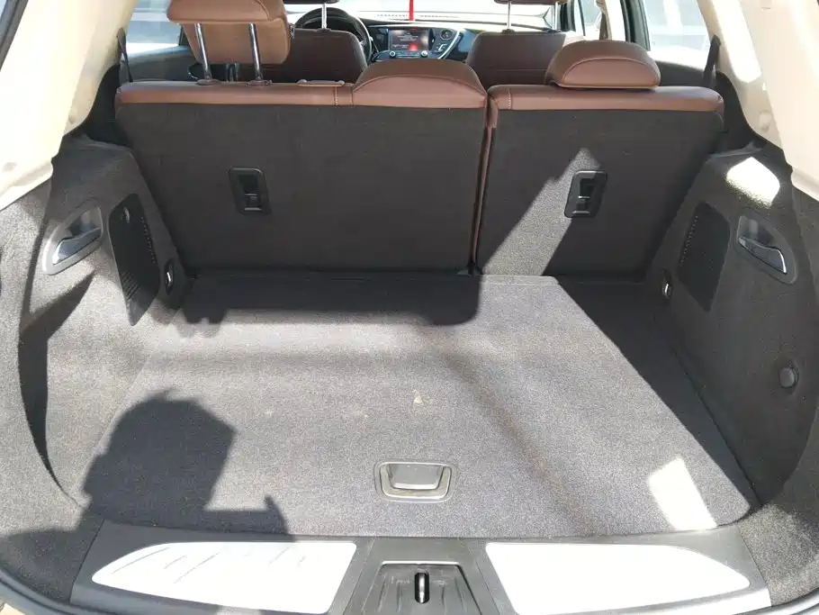 Buick Envision Plus — фото 4