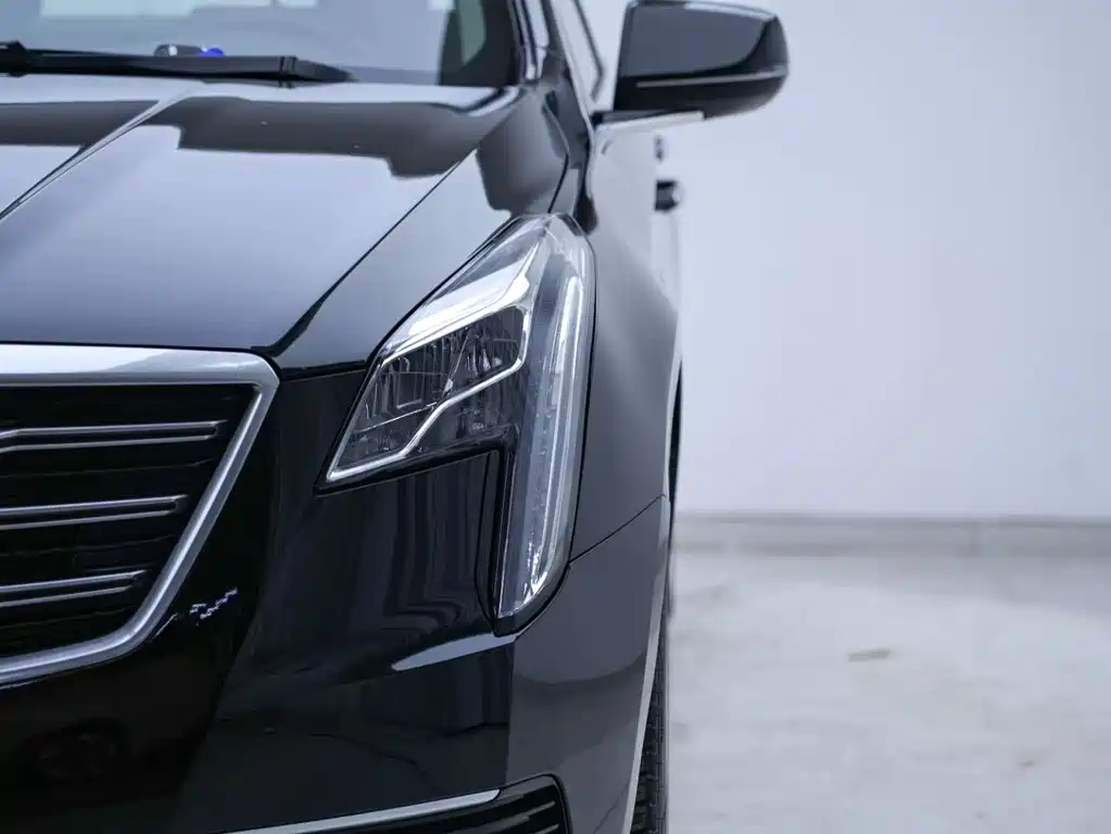 Cadillac XTS — фото 6