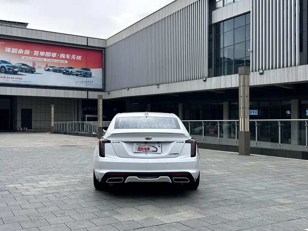 Cadillac CT5 — фото 6