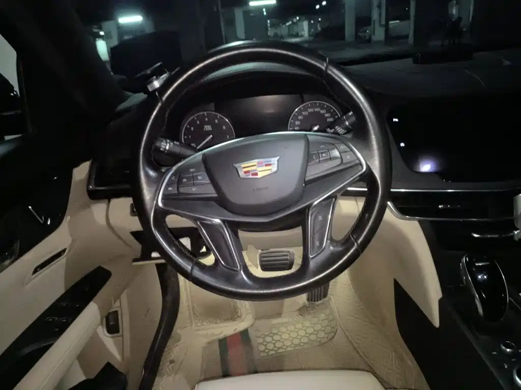 Cadillac CT6 — фото 3