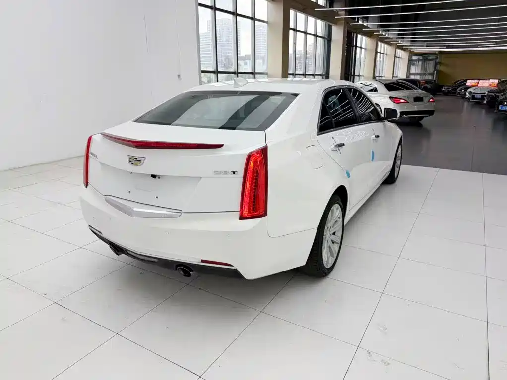 Cadillac ATS-L — фото 7