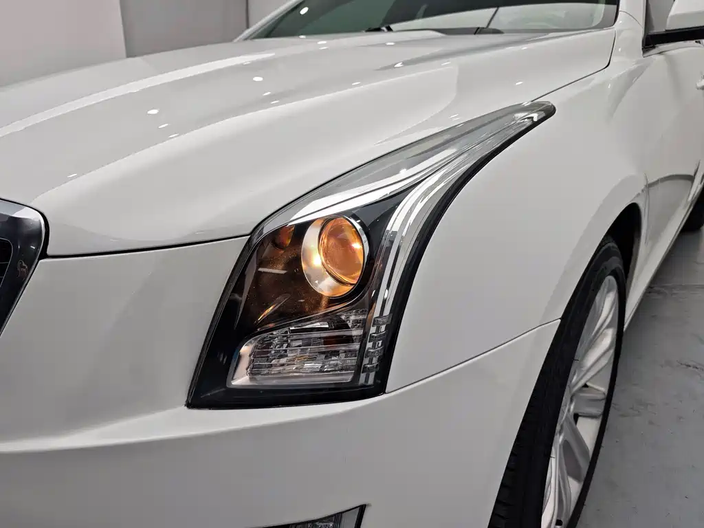 Cadillac ATS-L — фото 10