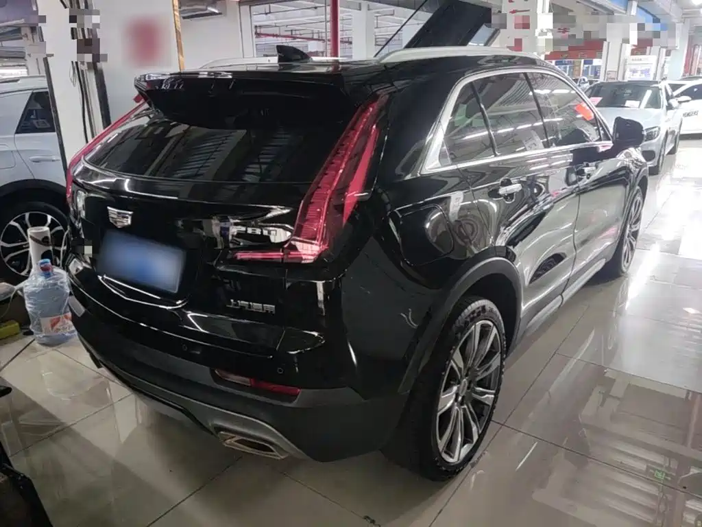 Cadillac XT4 — фото 7