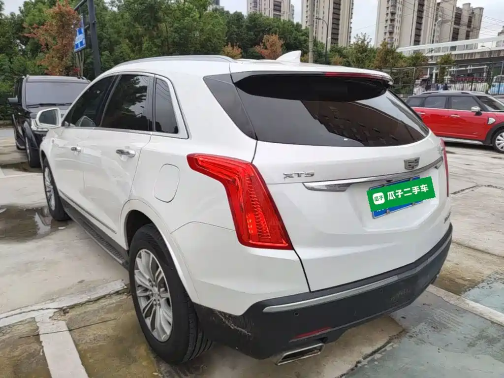 Cadillac XT5 — фото 5