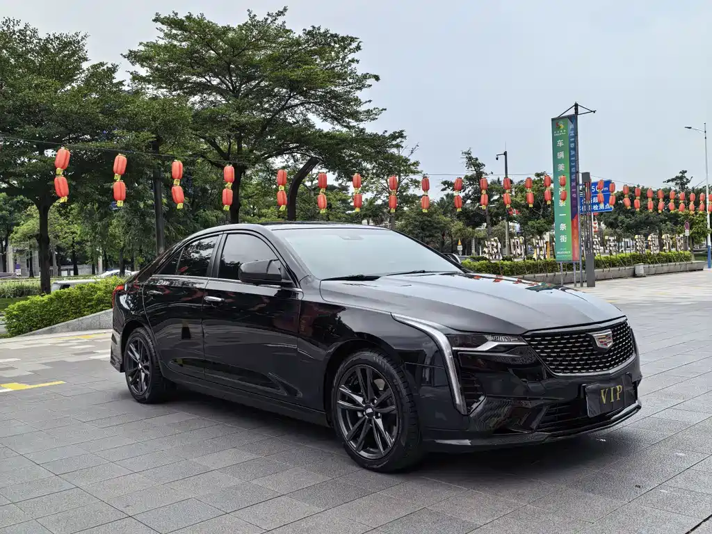 Cadillac CT4 — фото 3