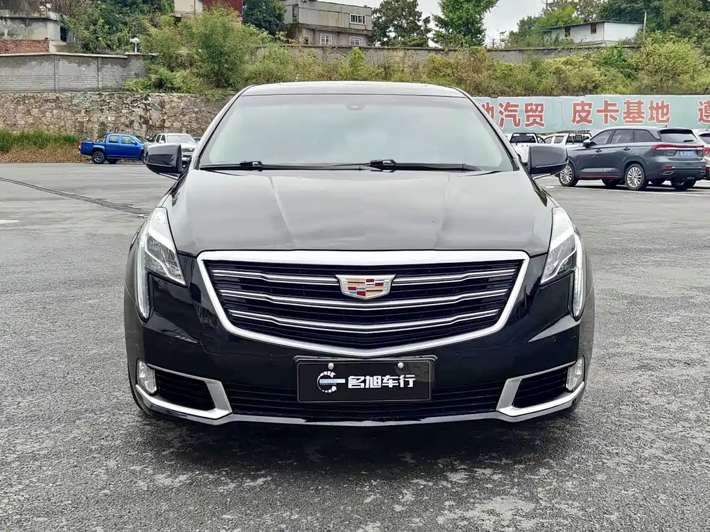 Cadillac XTS — фото 2