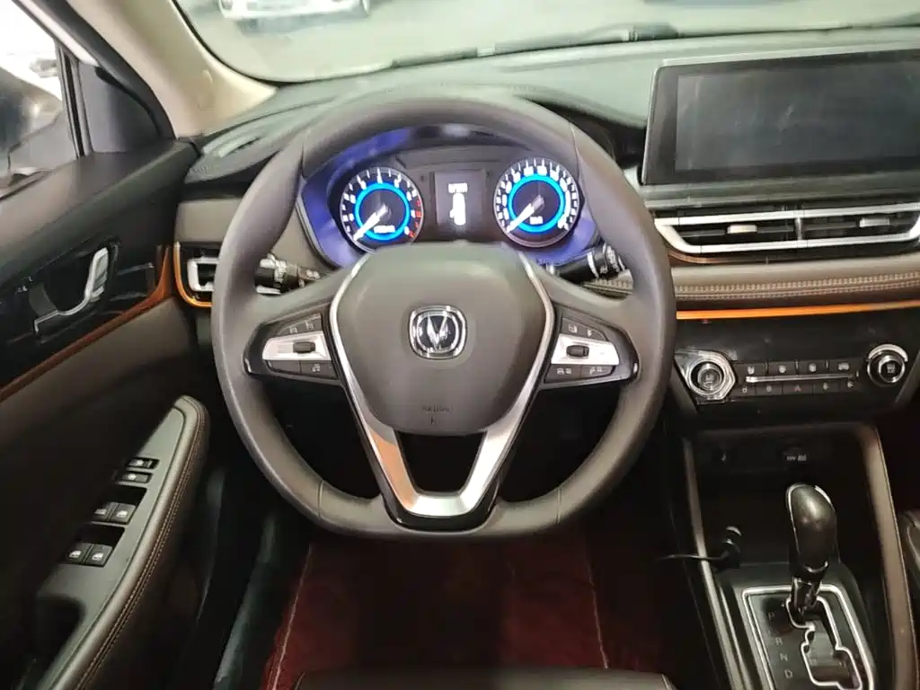 Changan Eado DT — фото 11