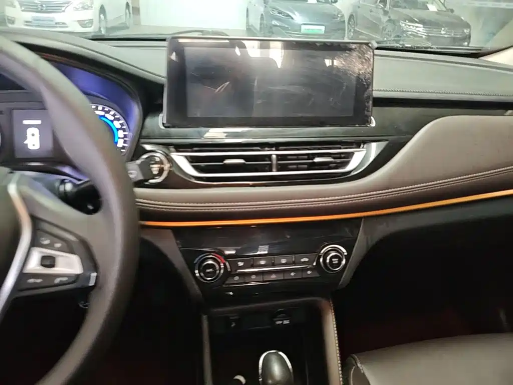Changan Eado DT — фото 13
