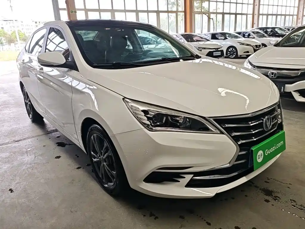 Changan Eado DT — фото 4