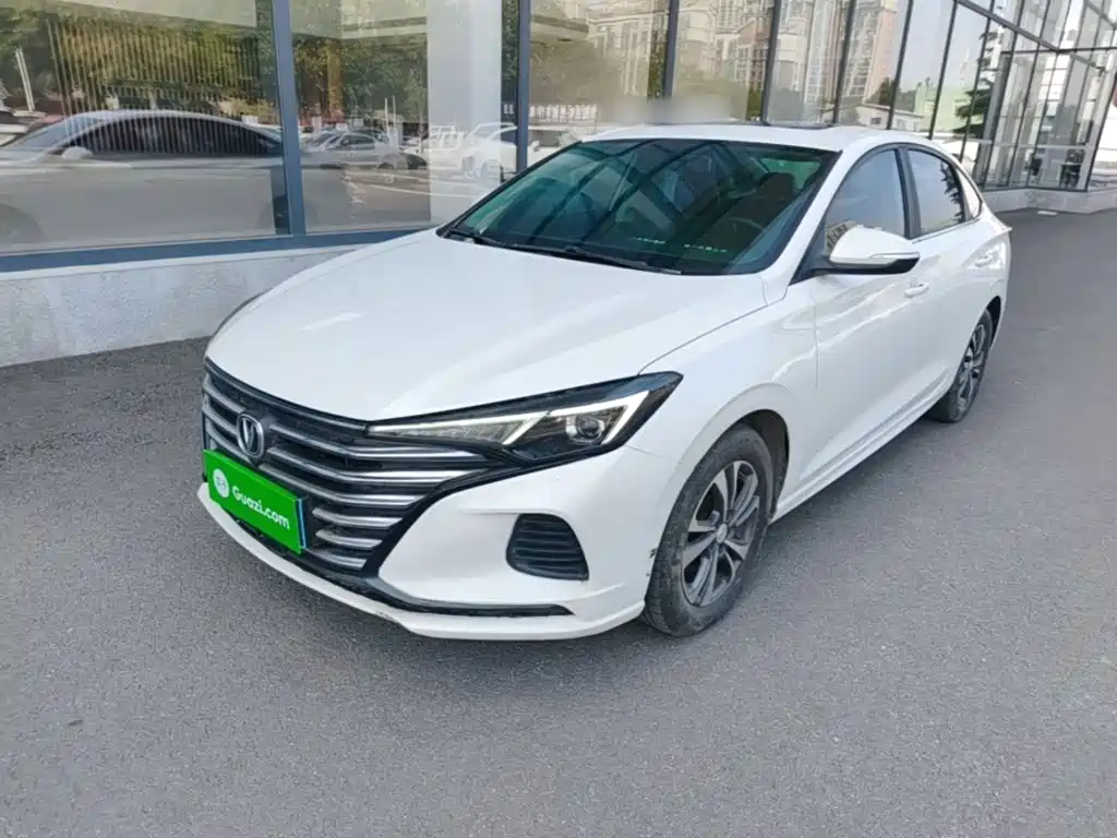 Changan Eado — фото 2