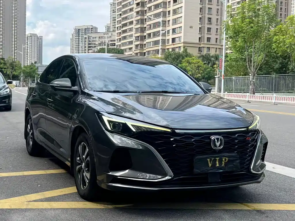 Changan Eado — фото 3
