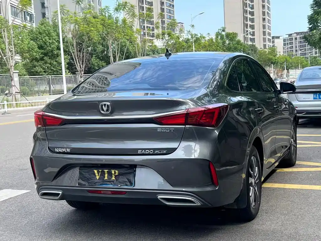 Changan Eado — фото 9