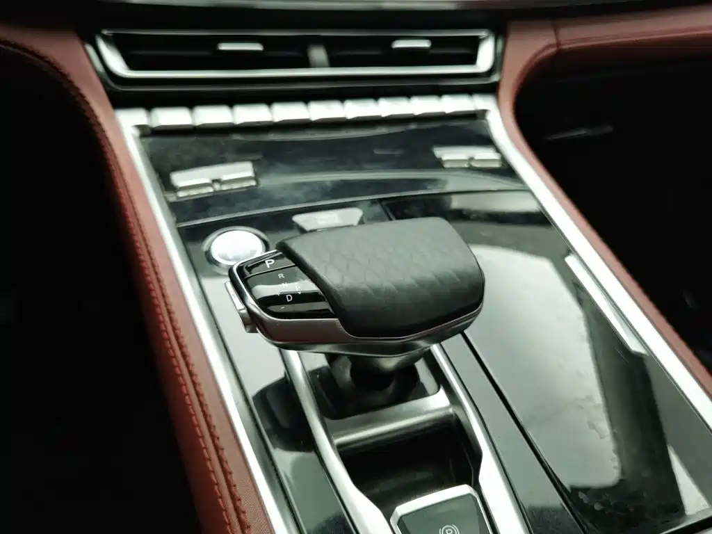 Changan CS85 COUPE — фото 13