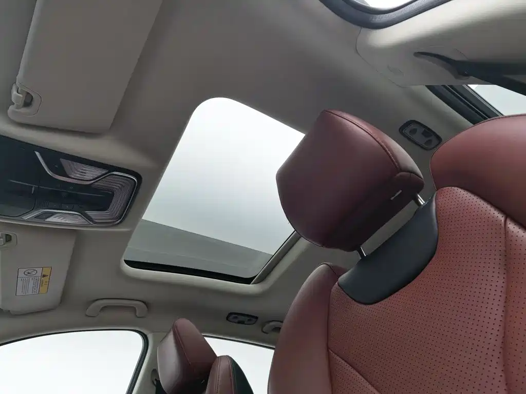 Changan CS85 COUPE — фото 14