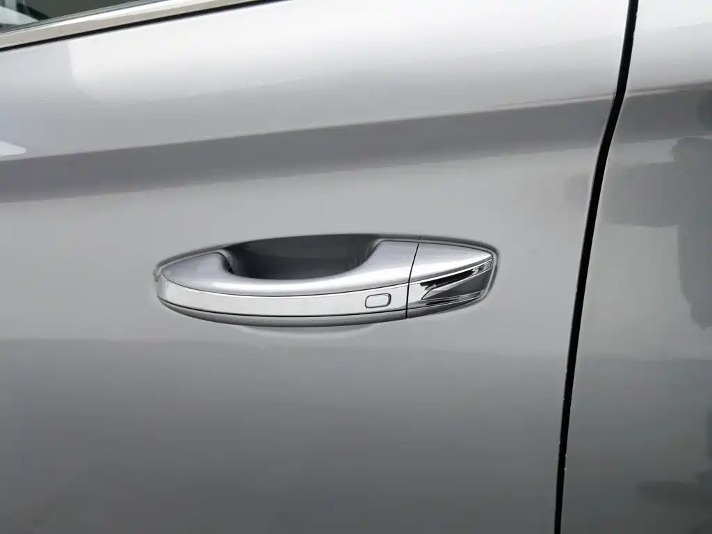 Changan CS85 COUPE — фото 18