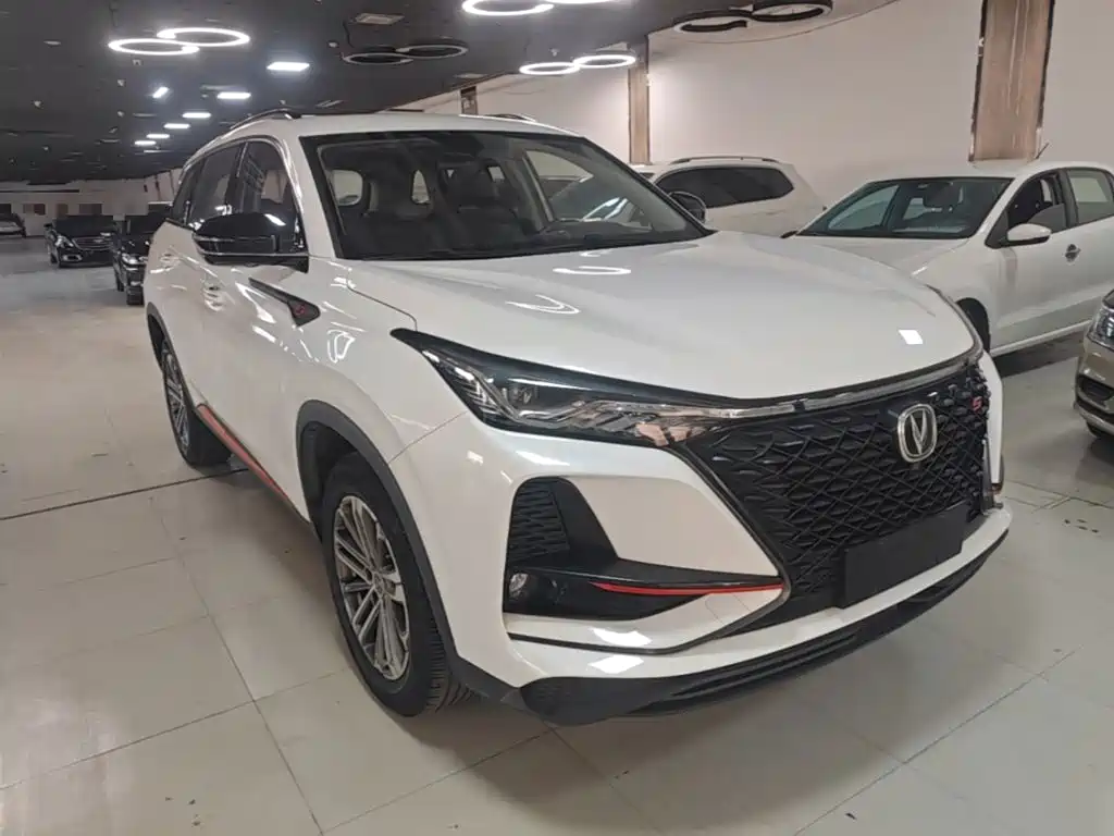 Changan CS75 PLUS — фото 4