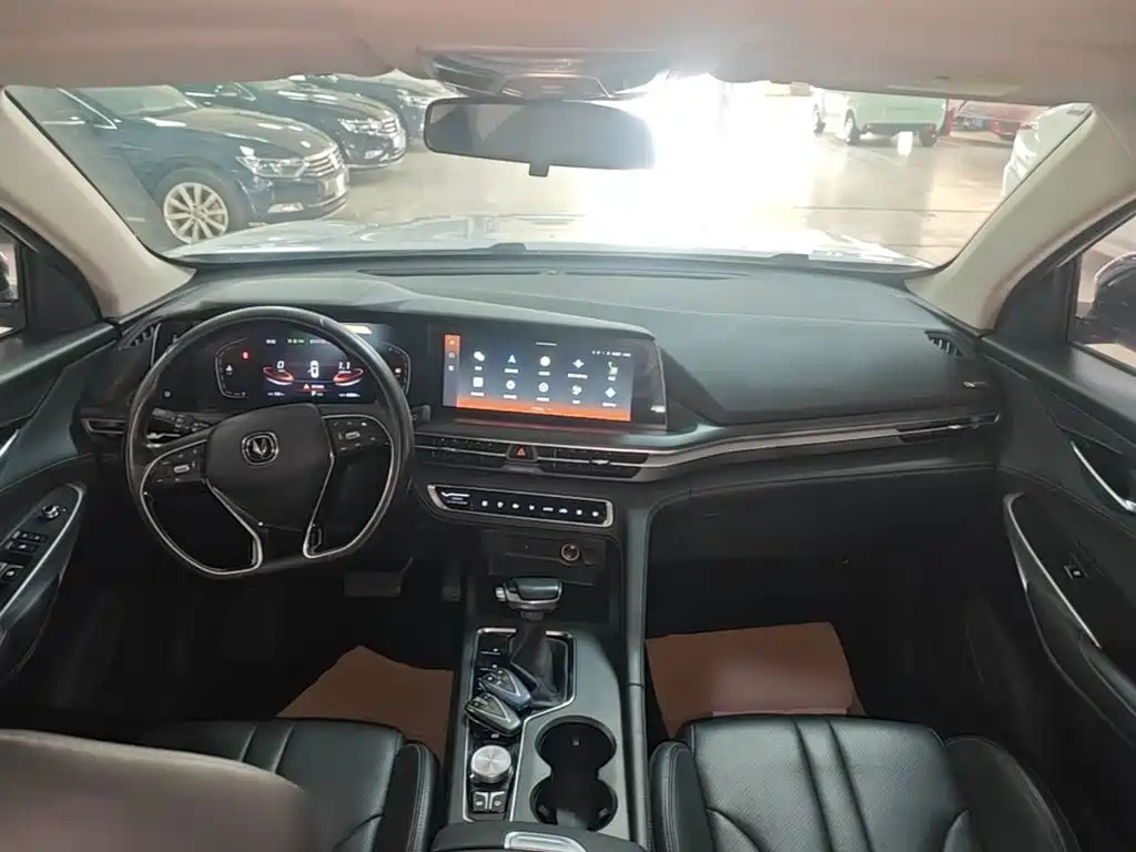 Changan CS75 PLUS — фото 10