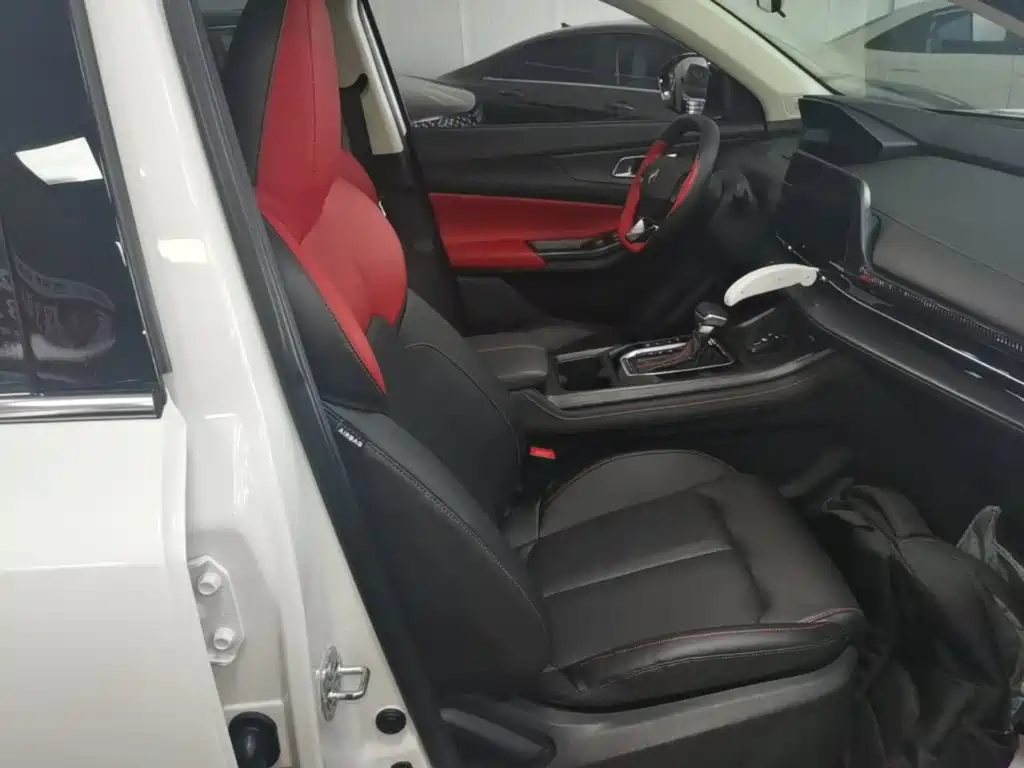Changan CS55PLUS — фото 25