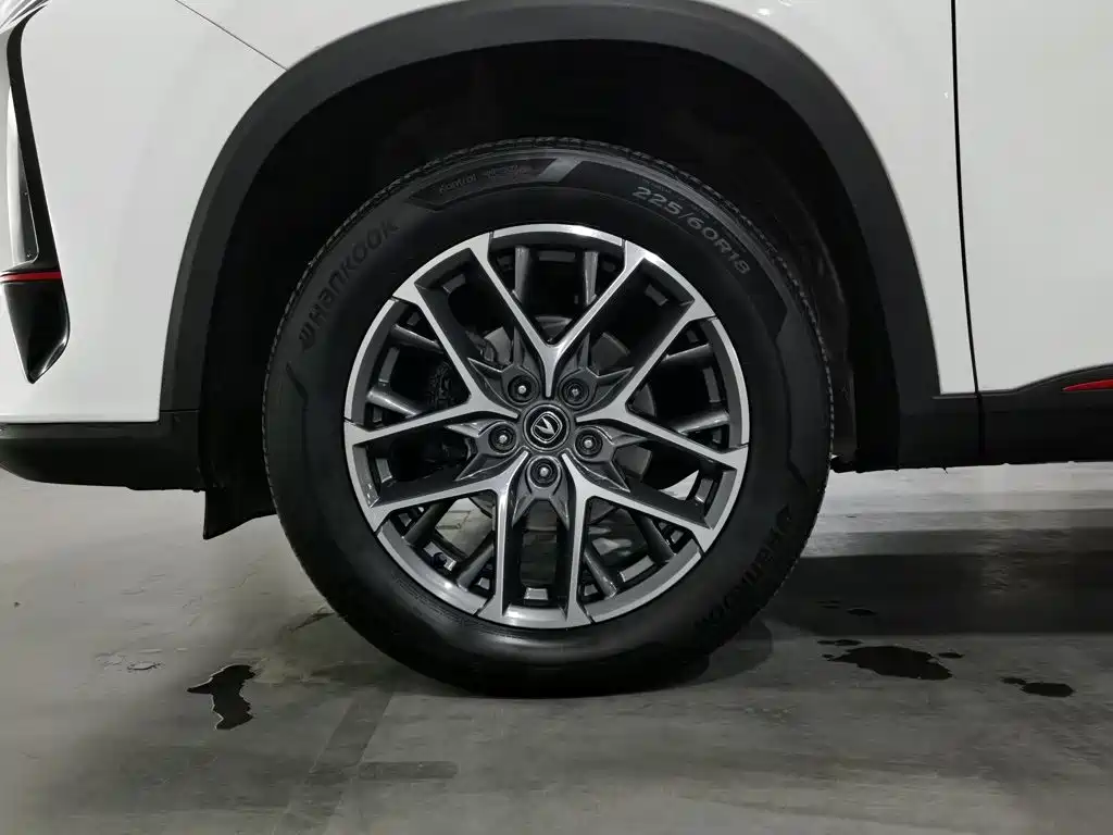 Changan CS75 PLUS — фото 17