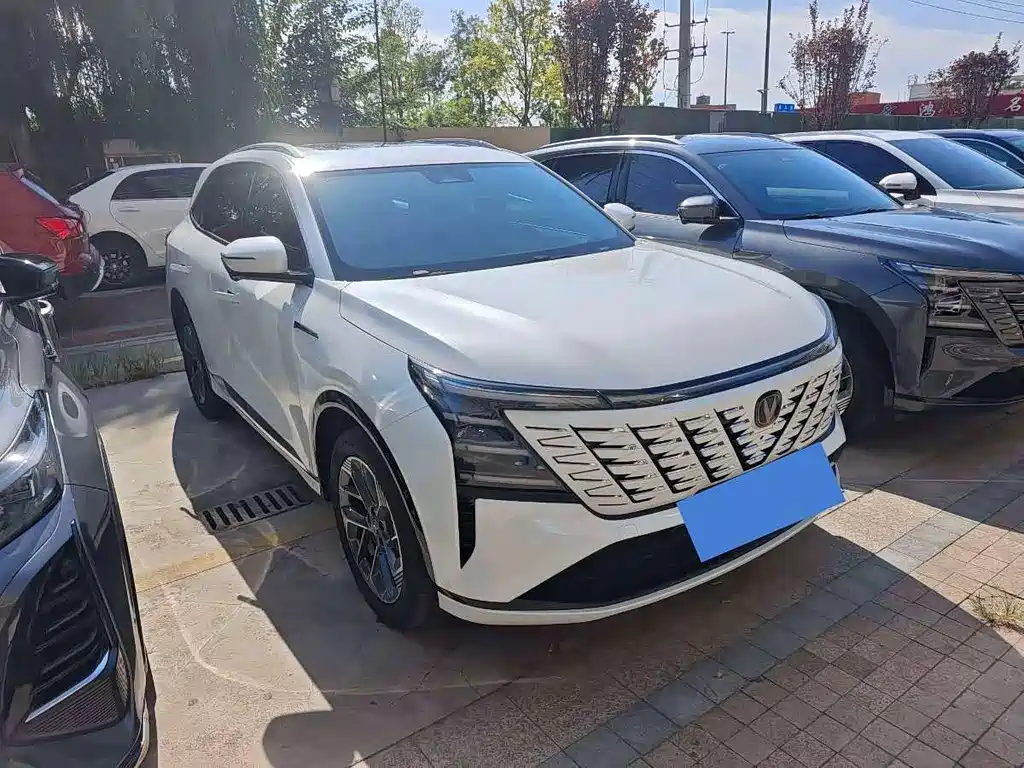 Changan CS75 PLUS — фото 3