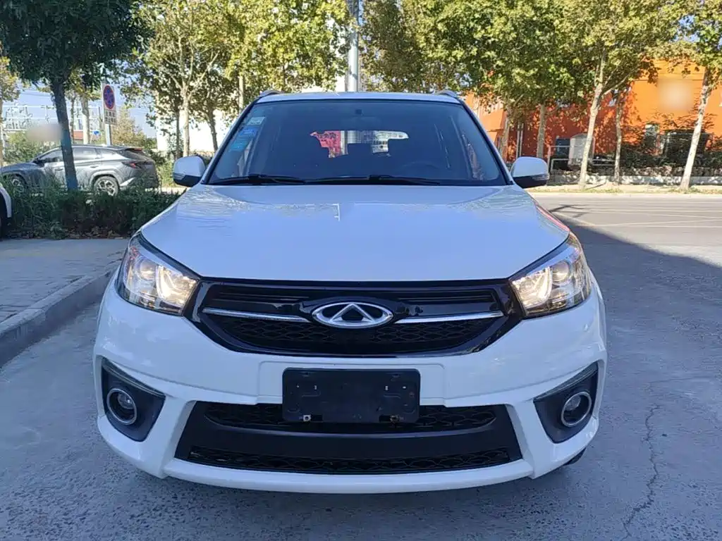 Chery Tiggo 3 — фото 3