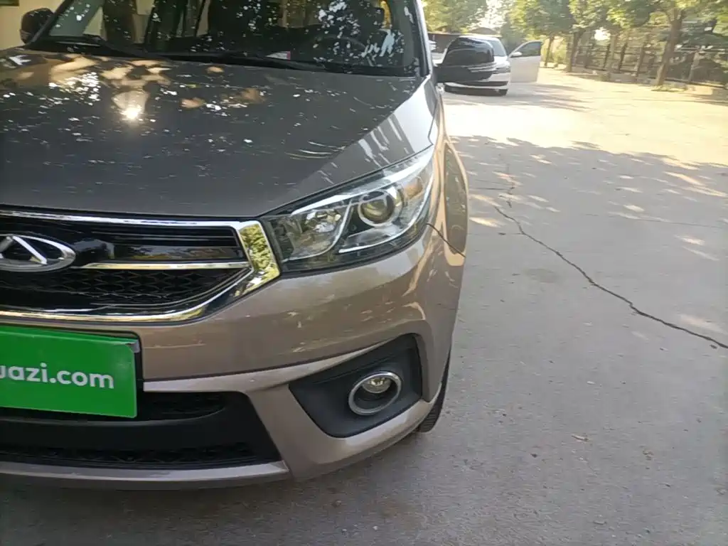 Chery Tiggo 3 — фото 24