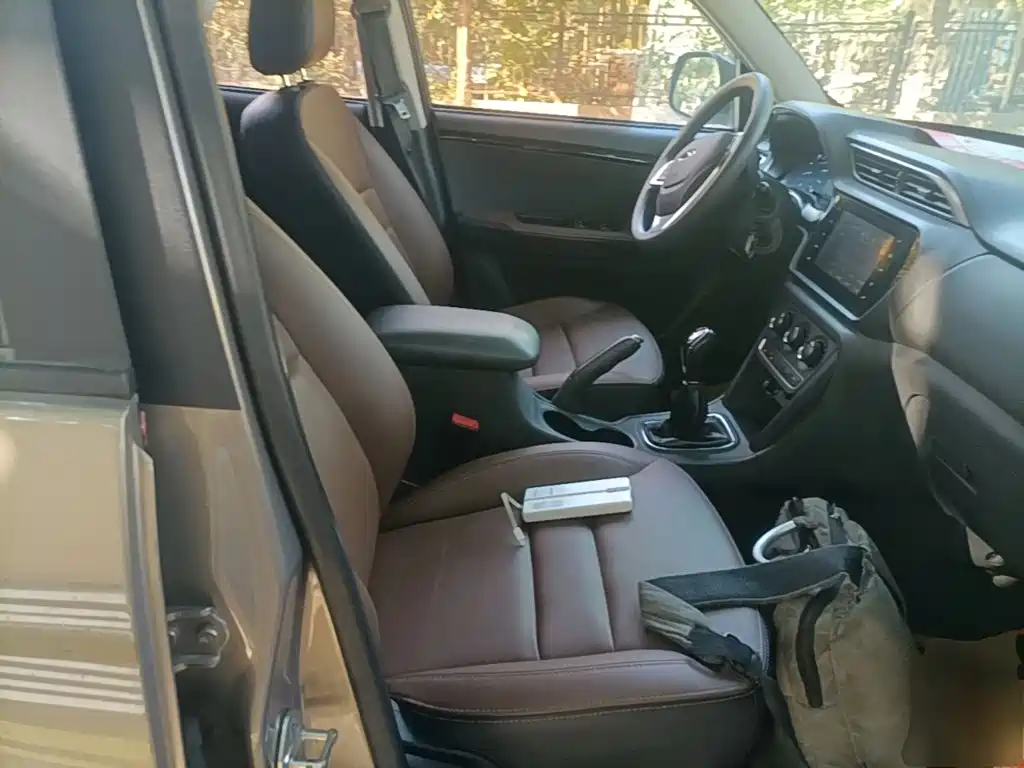 Chery Tiggo 3 — фото 25