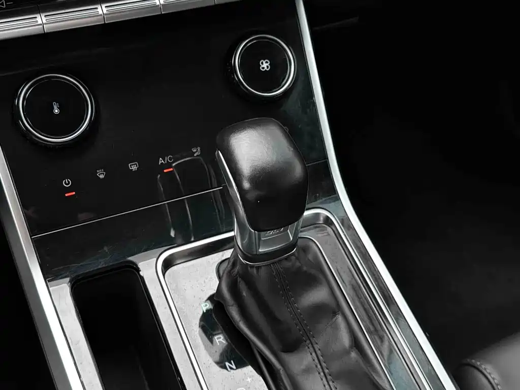 Chery Tiggo 8 — фото 14