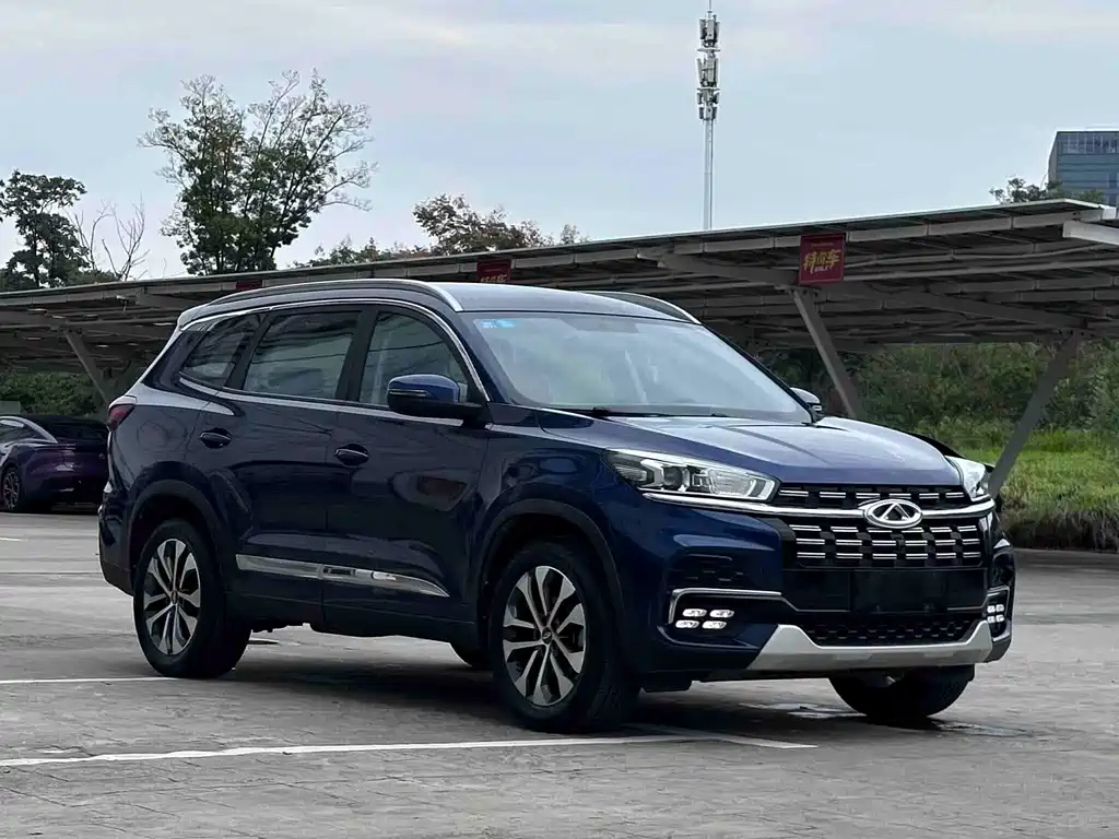 Chery Tiggo 8 — фото 3