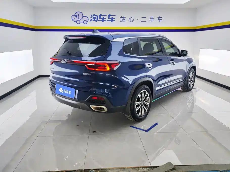 Chery Tiggo 8 — фото 3