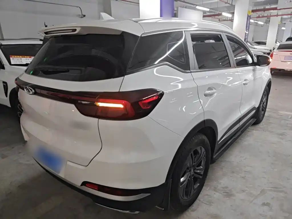Chery Tiggo 7 — фото 7