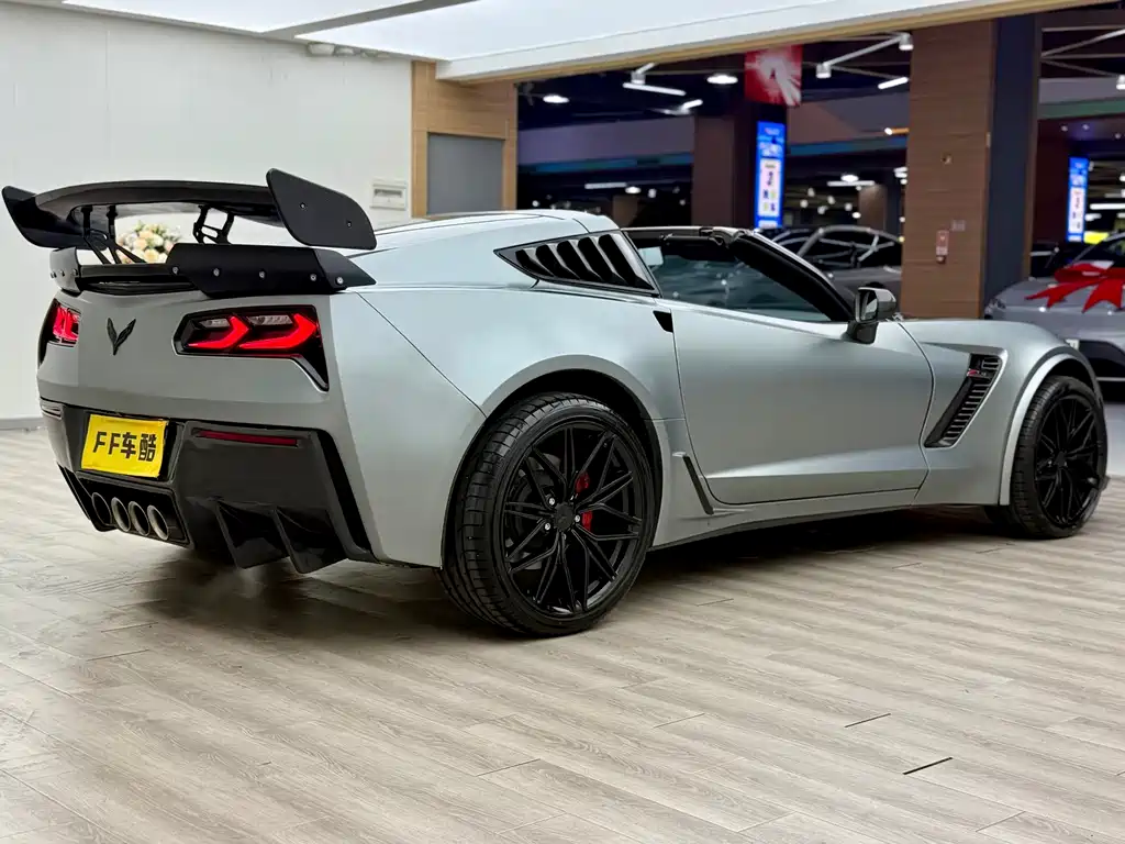 Chevrolet Corvette — фото 3