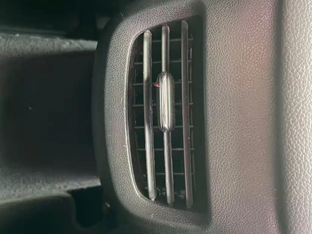 Chevrolet Monza — фото 20