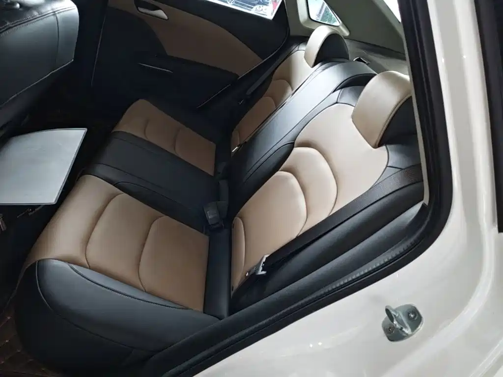 Chevrolet Monza — фото 17