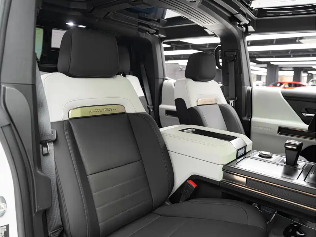 Durant Guild HUMMER EV — фото 18