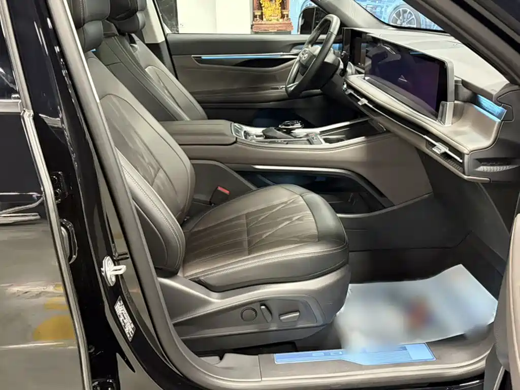 Ford Edge — фото 19