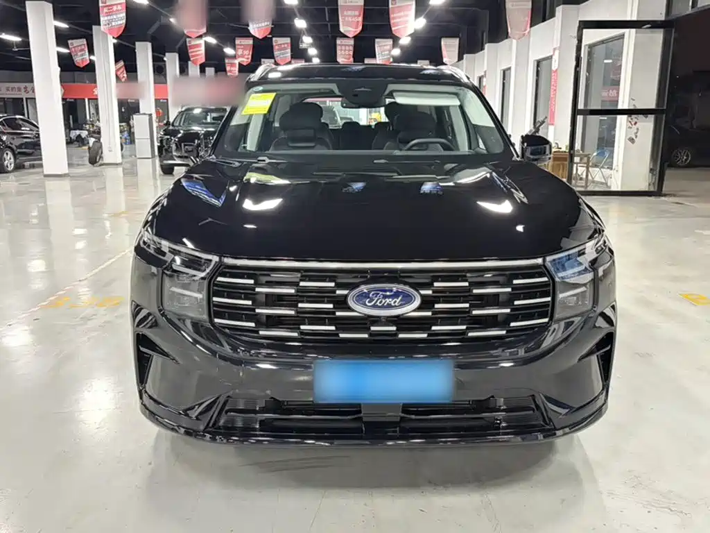 Ford Edge — фото 21