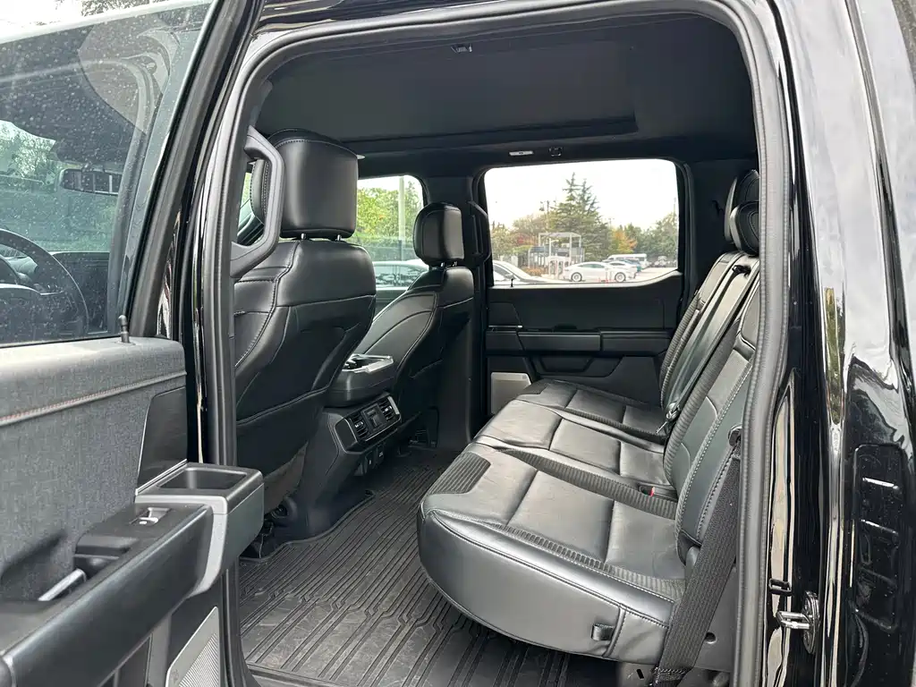 Ford F-150 Raptor — фото 6
