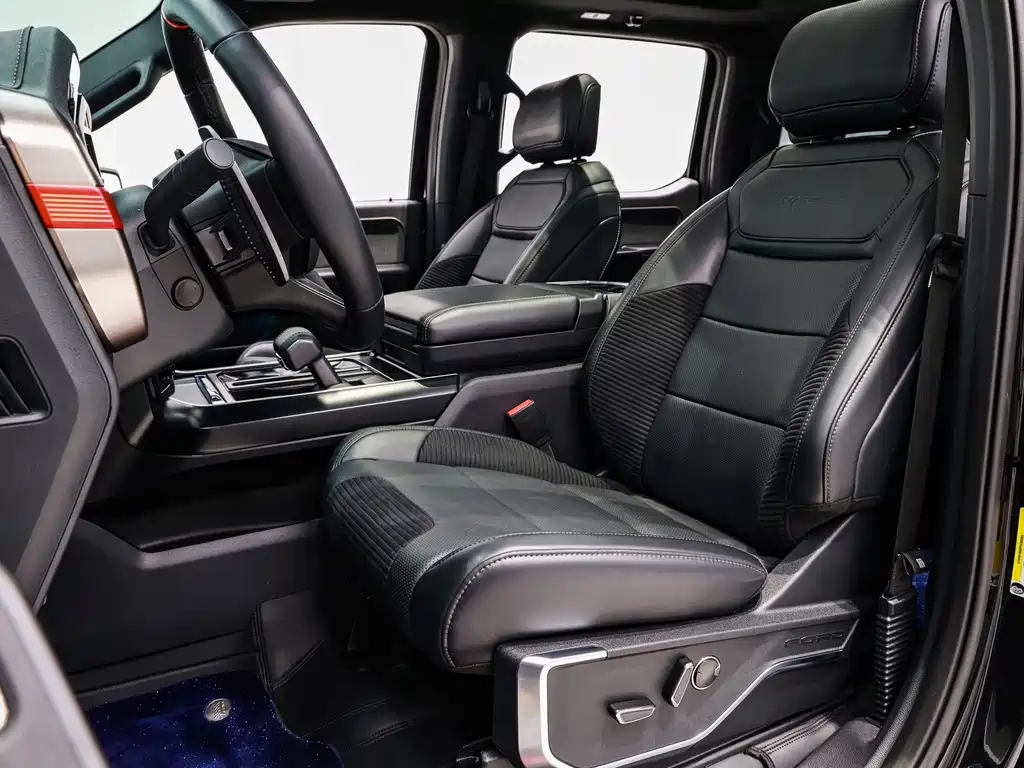 Ford F-150 Raptor — фото 10