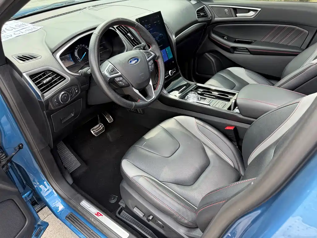 Ford Edge — фото 8