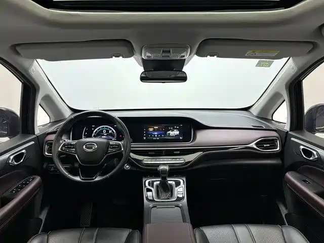 GAC Motor Trumpchi M6 — фото 4