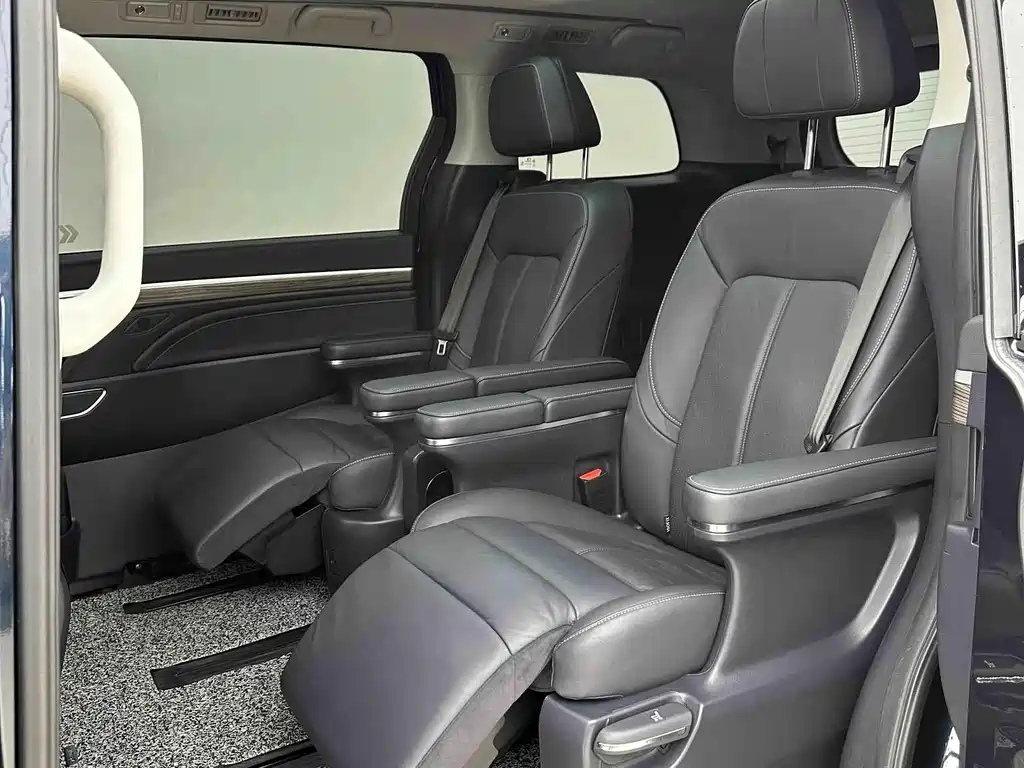 GAC Motor Trumpchi M8 — фото 9