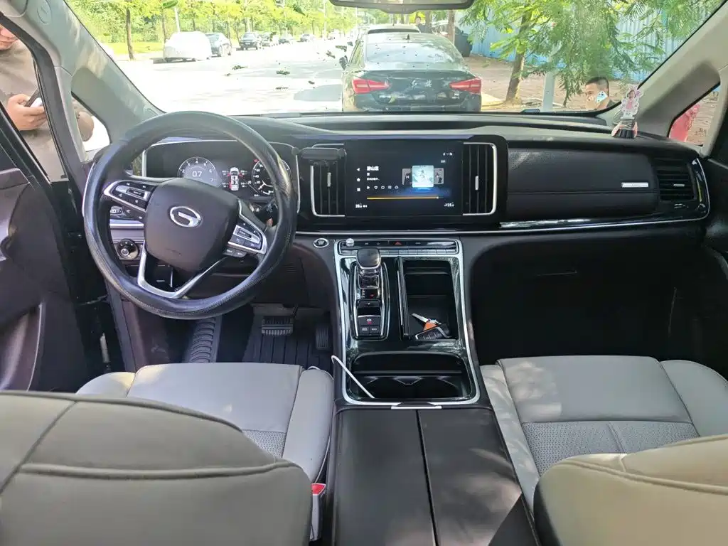 GAC Motor Trumpchi M8 — фото 10