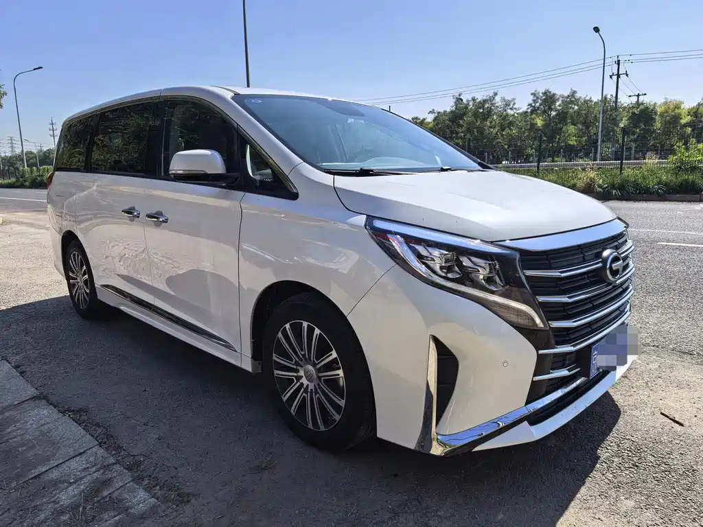 GAC Motor Trumpchi M8 — фото 3
