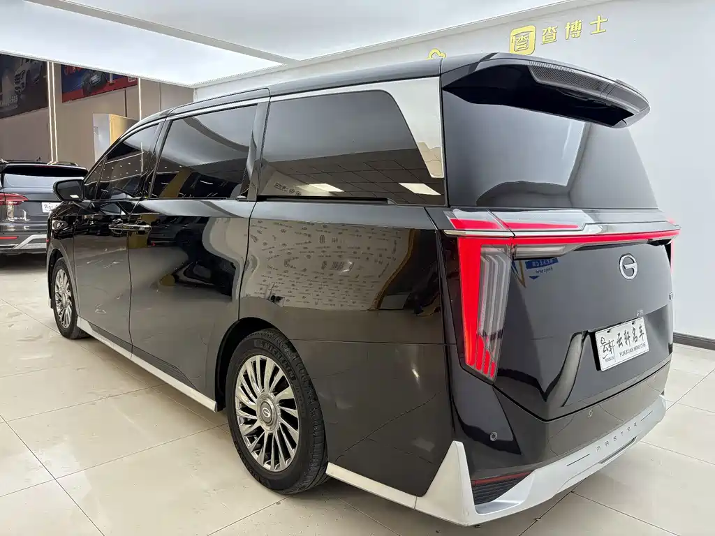 GAC Motor Trumpchi M8 — фото 5