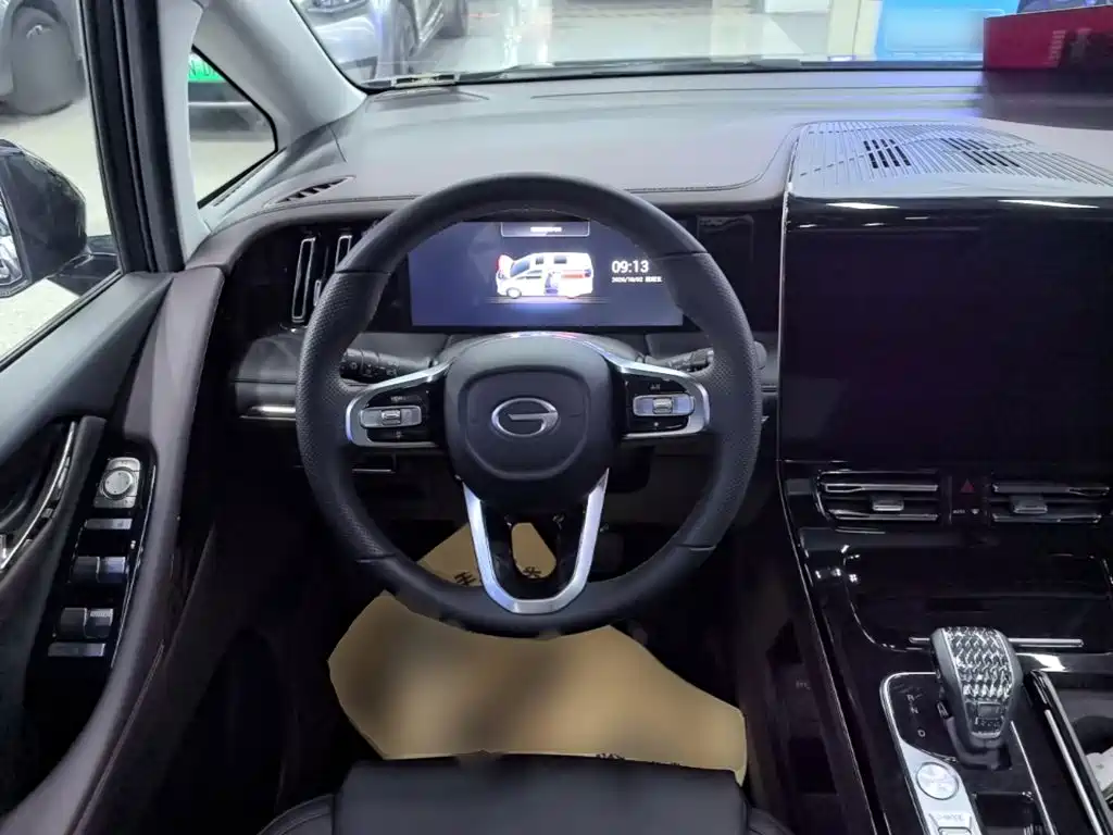 GAC Motor Trumpchi M8 — фото 11