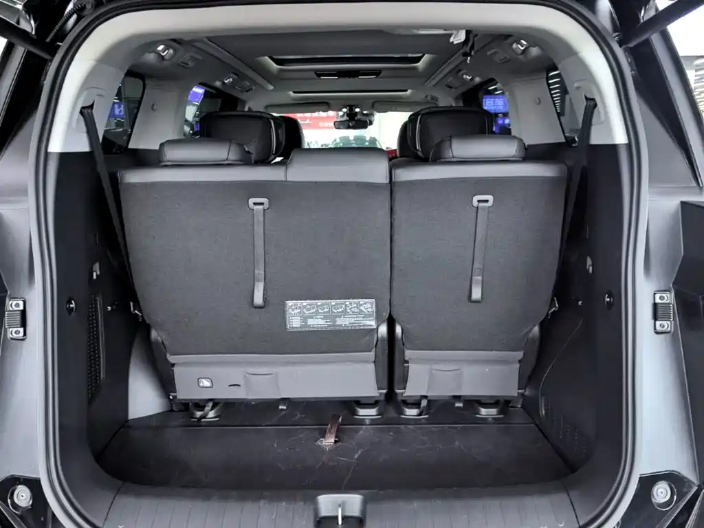 GAC Motor Trumpchi M8 — фото 19