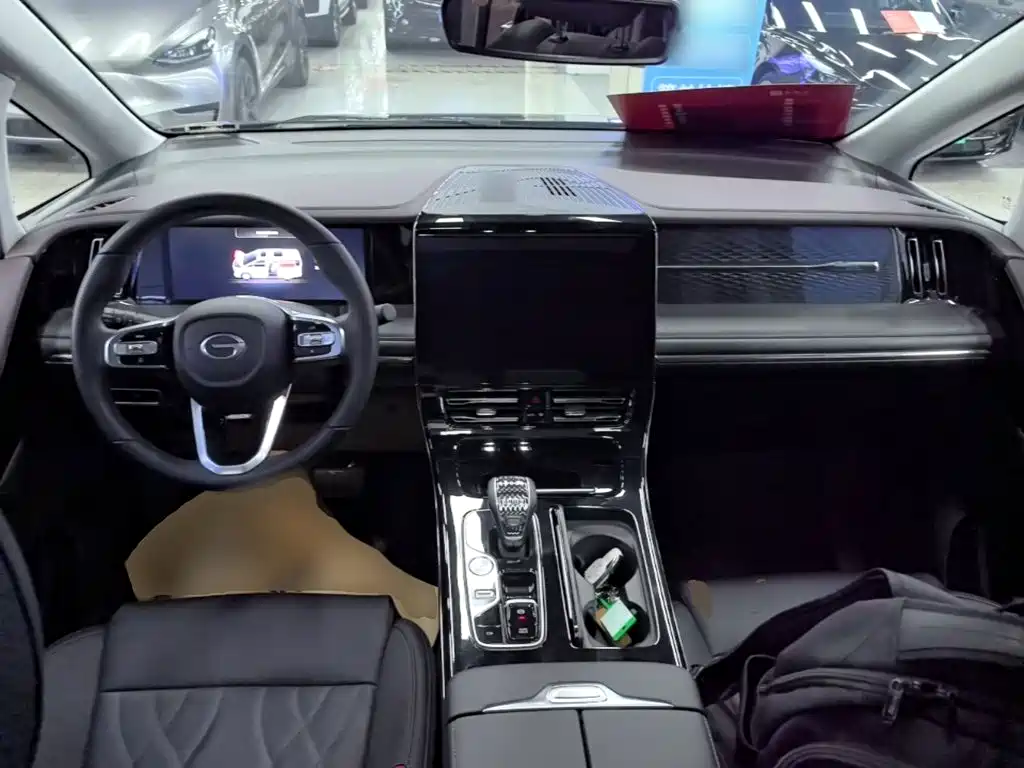 GAC Motor Trumpchi M8 — фото 10