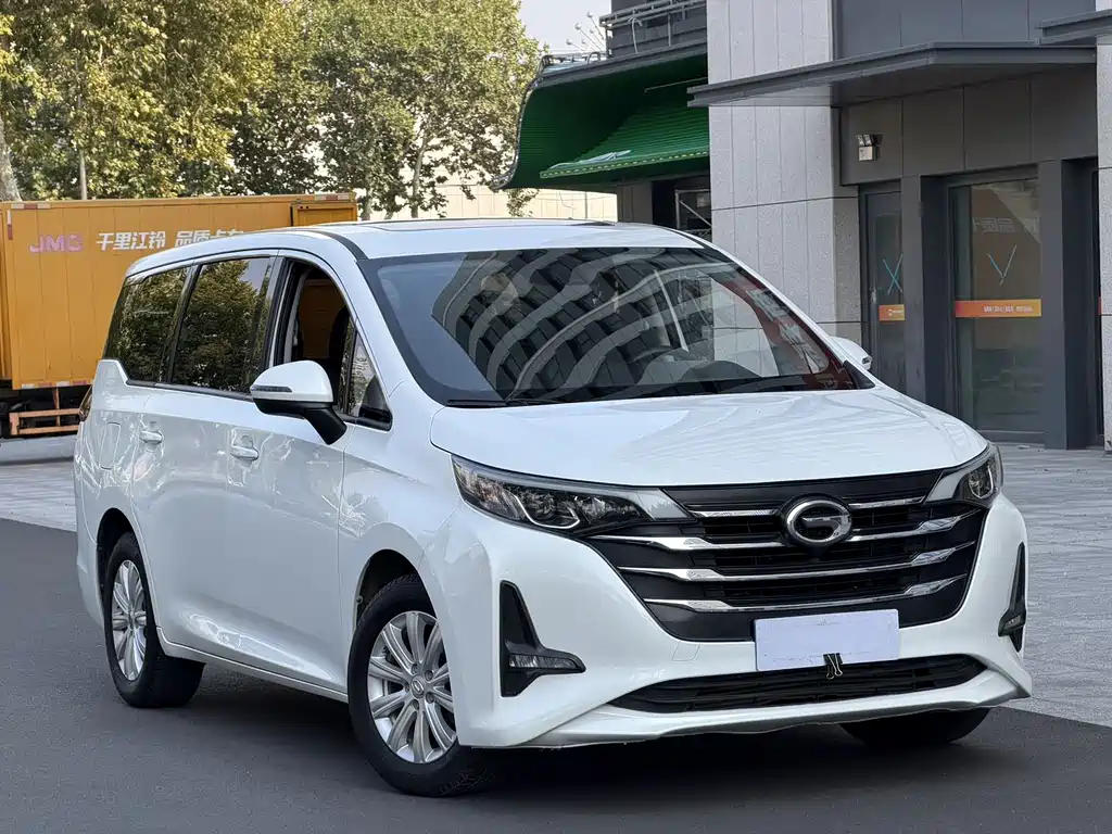 GAC Motor Trumpchi M6 — фото 3